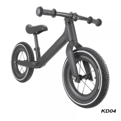vélo d'équilibre en carbone pour enfants'